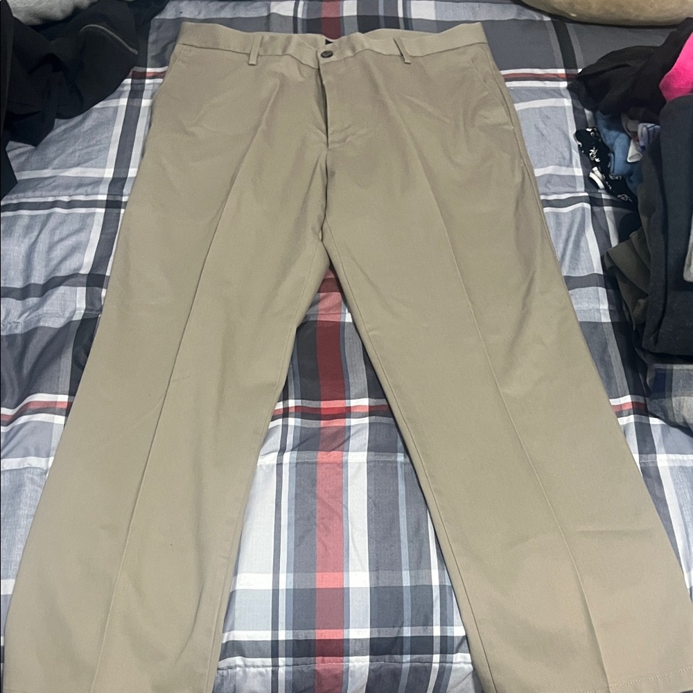 Dockers Men's Khaki Chinos!